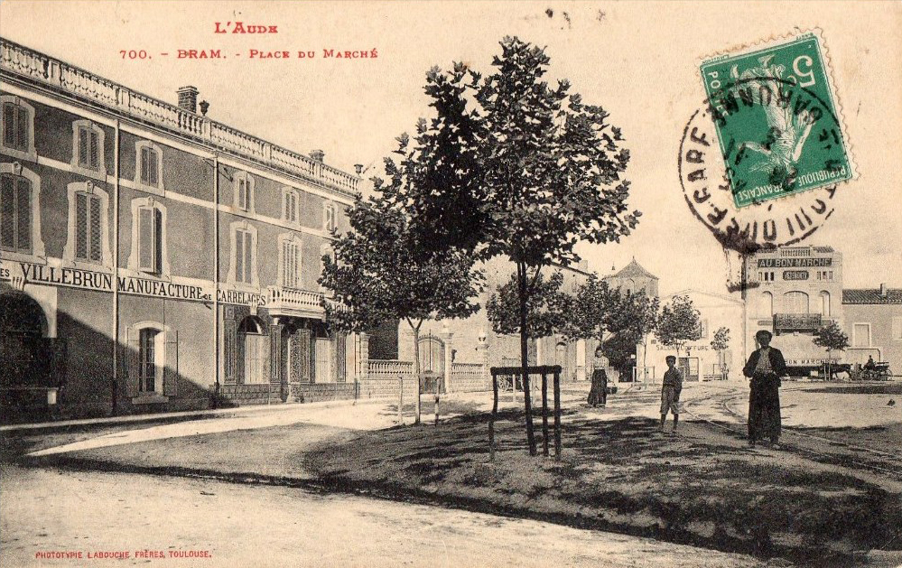 Maison Saint Jules Gite Bram Holiday Home Postcard